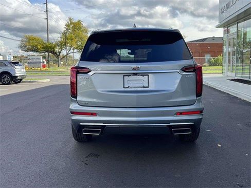 Certified 2024 Cadillac XT6 Premium Luxury w/ Platinum Package image 5