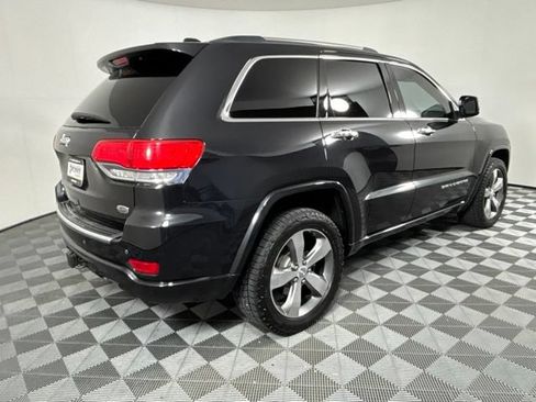 Used 2016 Jeep Grand Cherokee Overland AWD/4WD image 6