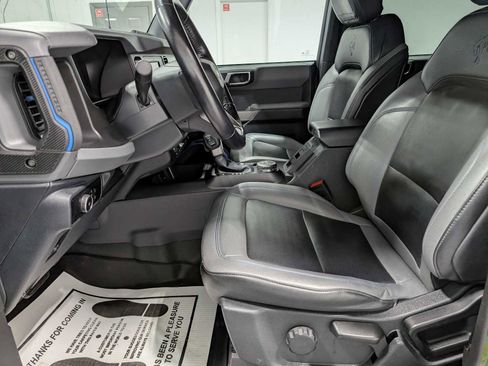 Certified 2023 Ford Bronco Black Diamond image 4