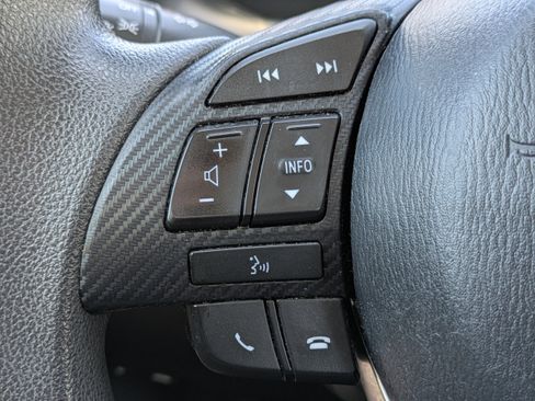 Used 2017 Toyota Yaris iA image 22