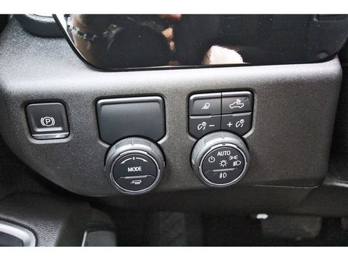 Used 2022 Chevrolet Silverado 1500 High Country RWD image 20