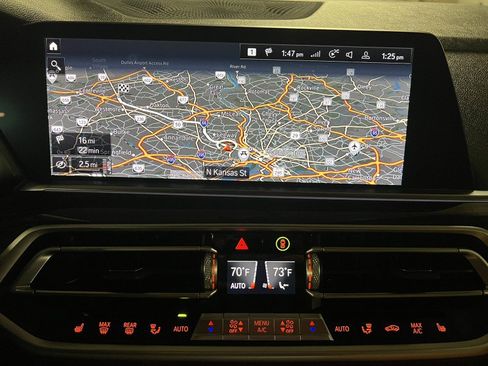 Used 2019 BMW X5 xDrive40i w/ Premium Package AWD/4WD image 22