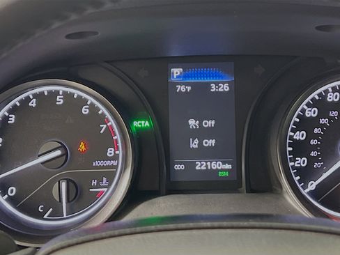 Used 2024 Toyota Camry SE image 22