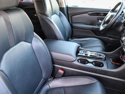 Used 2024 Honda Pilot EX-L image 18