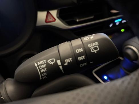 Used 2025 Toyota Sienna Limited image 26