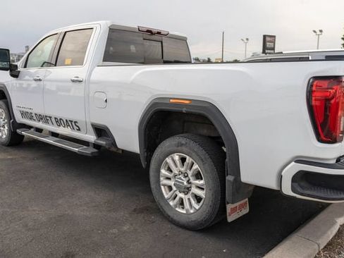 Used 2021 GMC Sierra 3500 Denali w/ Denali Ultimate Package AWD/4WD image 3