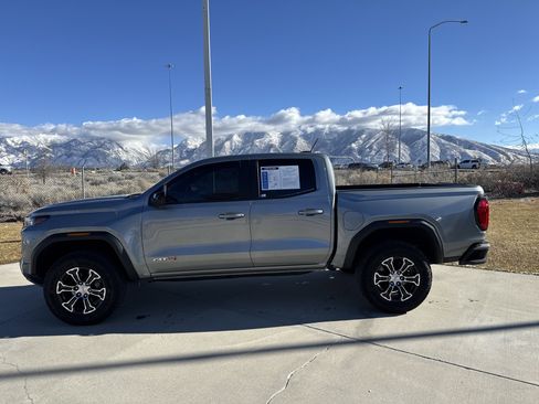 Used 2024 GMC Canyon AT4 w/ Technology Package image 2