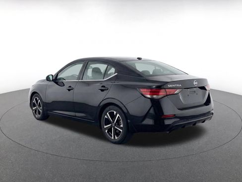 Used 2025 Nissan Sentra SV FWD image 7