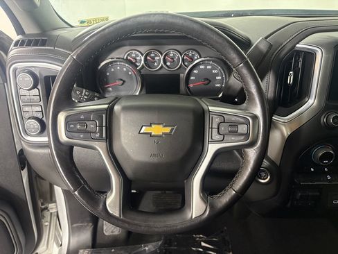 Certified 2022 Chevrolet Silverado 2500 LTZ w/ Z71 Off-Road Package AWD/4WD image 28