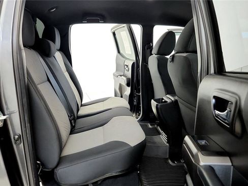 Used 2023 Toyota Tacoma TRD Off-Road image 26