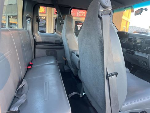 Used 2007 Ford F250 XL image 18