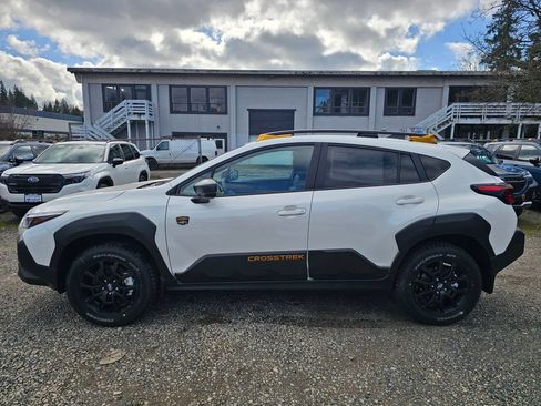 New 2026 Subaru Crosstrek 2.5i Wilderness w/ Crosstrek Mirror Package AWD/4WD image 2