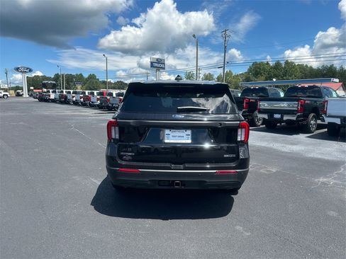 New 2025 Ford Explorer 4WD Police Interceptor image 6