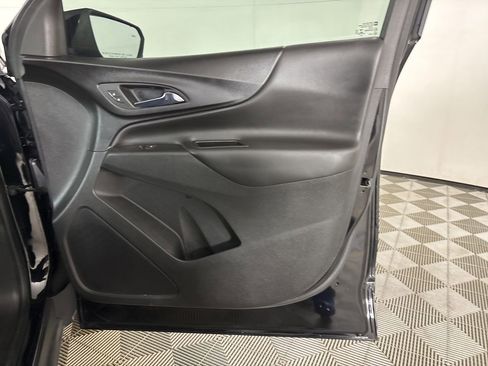 Used 2022 Chevrolet Equinox LT image 27