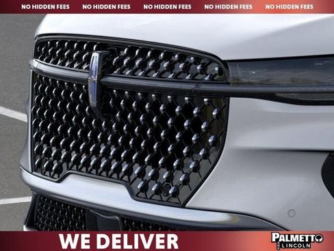 New 2026 Lincoln Nautilus Premier image 17