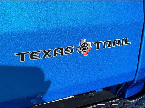 New 2026 Jeep Gladiator Sport image 12