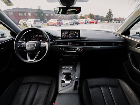 Used 2018 Audi A4 2.0T allroad Premium Plus image 2