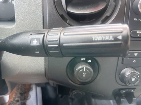 Used 2016 Ford F250 XL w/ Power Equipment Group AWD/4WD image 35