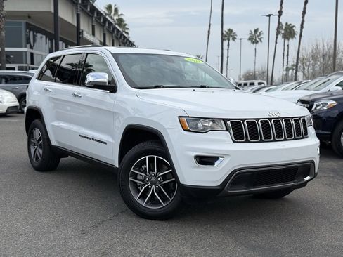 Used 2022 Jeep Grand Cherokee Limited image 1