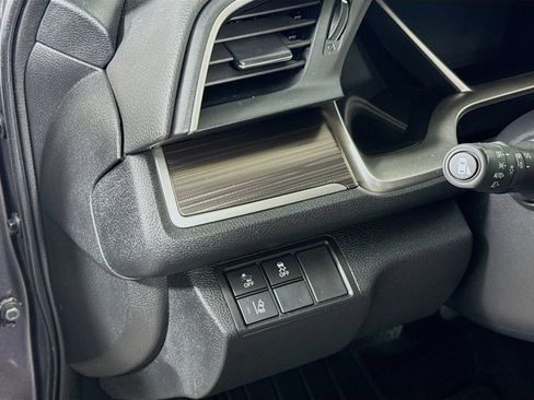 Used 2019 Honda Civic EX-L image 11