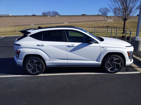 Used 2024 Hyundai Kona N Line image 10