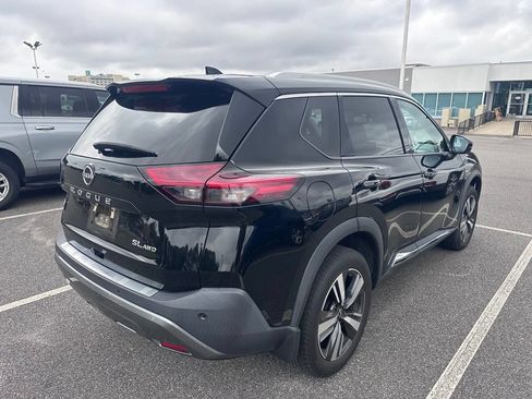 Used 2023 Nissan Rogue SL AWD/4WD image 4