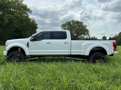 Used 2021 Ford F450 Platinum w/ FX4 Off-Road Package AWD/4WD image 8