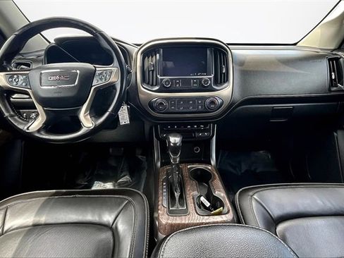 Used 2022 GMC Canyon Denali image 14