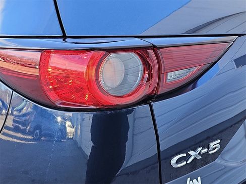 Used 2021 MAZDA CX-5 Touring image 34