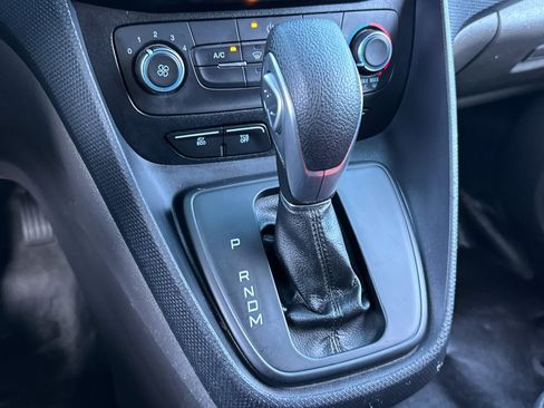 Used 2020 Ford Transit Connect XL FWD image 19