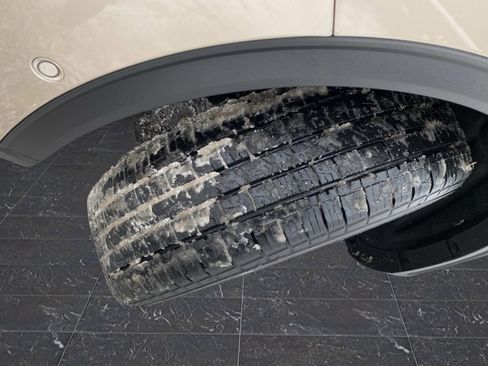 Used 2021 Ford Escape Titanium image 46