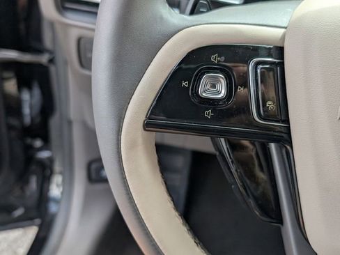 Used 2023 Lincoln Corsair FWD w/ Equipment Group 101A image 31