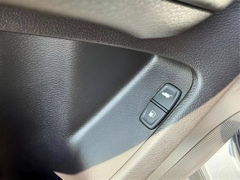 Used 2019 Acura MDX w/ Advance & Entertainment Pkg FWD image 22