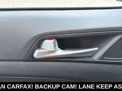 Used 2019 Hyundai Tucson SE image 8