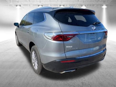 Used 2023 Buick Enclave Essence AWD/4WD image 10