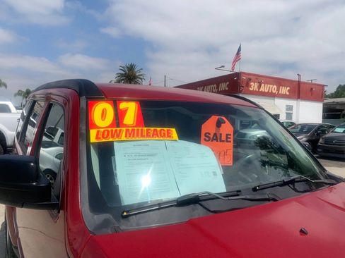 Used 2007 Dodge Nitro SLT RWD image 22