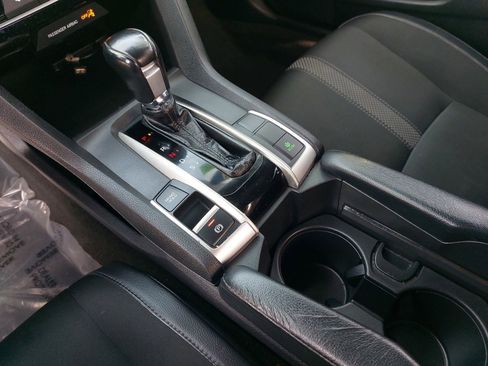 Used 2020 Honda Civic Sport image 24