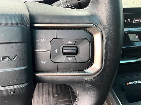 Used 2024 GMC Hummer EV 3X AWD/4WD image 37