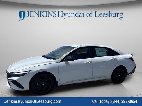New 2026 Hyundai Elantra Sport FWD image 10