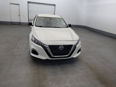 Used 2020 Nissan Altima 2.5 SR FWD image 14