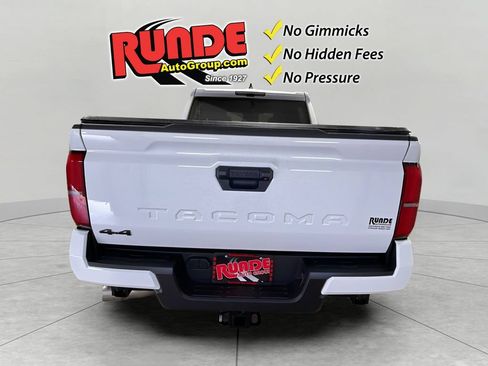 Used 2024 Toyota Tacoma TRD Off-Road AWD/4WD image 5