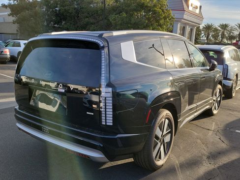 Certified 2026 Hyundai Ioniq 9 SEL image 3