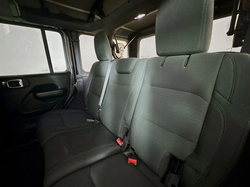 Used 2020 Jeep Wrangler Unlimited Sport S AWD/4WD image 22
