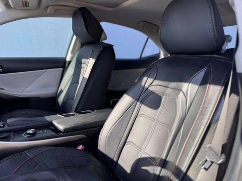 Used 2015 Lexus IS 250 w/ Navigation System Package RWD image 11