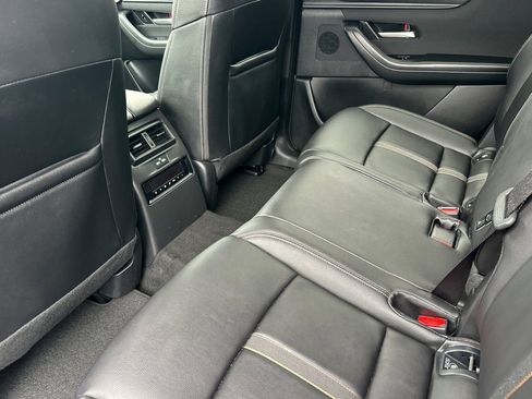 Used 2024 MAZDA CX-90 3.3 Turbo w/ Select Package image 9