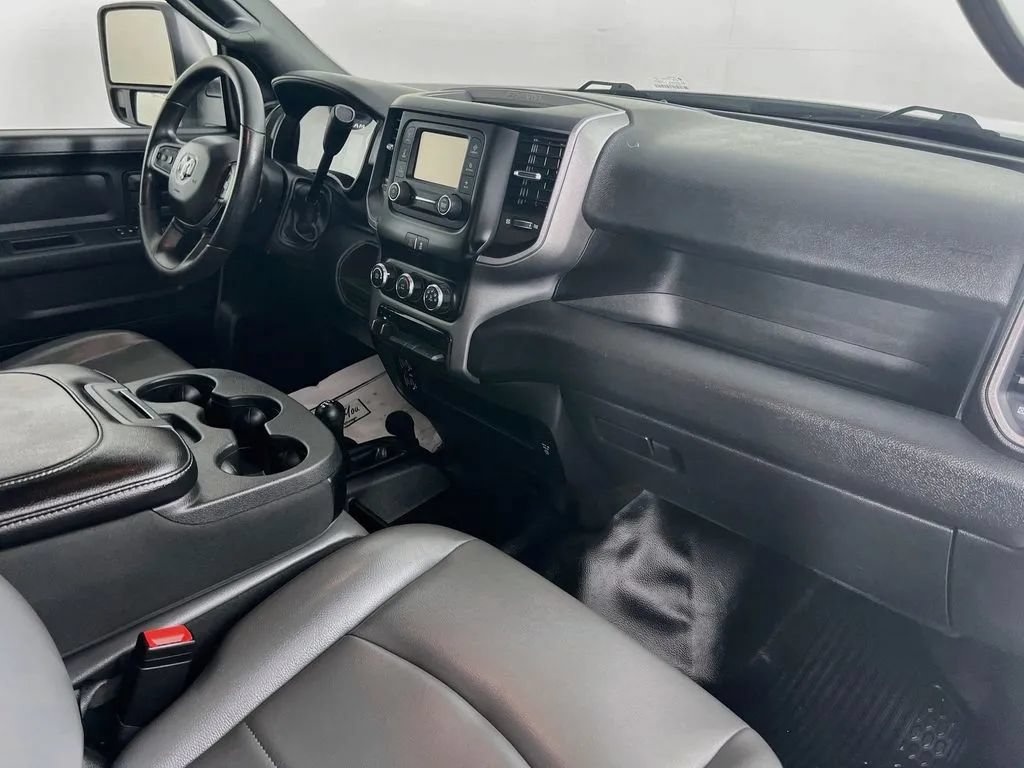 Used 2023 RAM 3500 Tradesman w/ Chrome Appearance Group AWD/4WD image 27