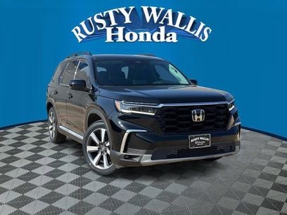 Certified 2025 Honda Pilot Touring