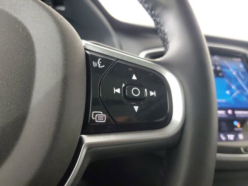 Certified 2025 Volvo XC90 B5 Core AWD/4WD image 26