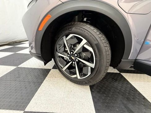 New 2026 Chevrolet Equinox EV LT image 9