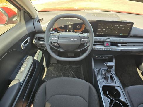 New 2026 Kia K4 FWD image 6
